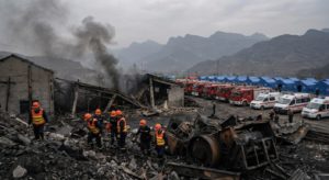 Une explosion meurtrière ravage une mine de charbon en Chine et fait au moins 82 morts