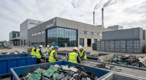 Comment l’usine belge d’Umicore extrait 300 grammes d’or par tonne de déchets électroniques