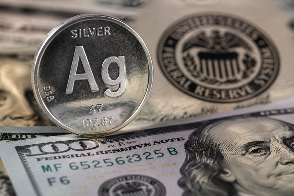 L’argent spot s’envole à 65,69 dollars l’once sous l’effet du dollar et de la Fed L’argent spot s’envole à 65,69 dollars l’once sous l’effet du dollar et de la Fed