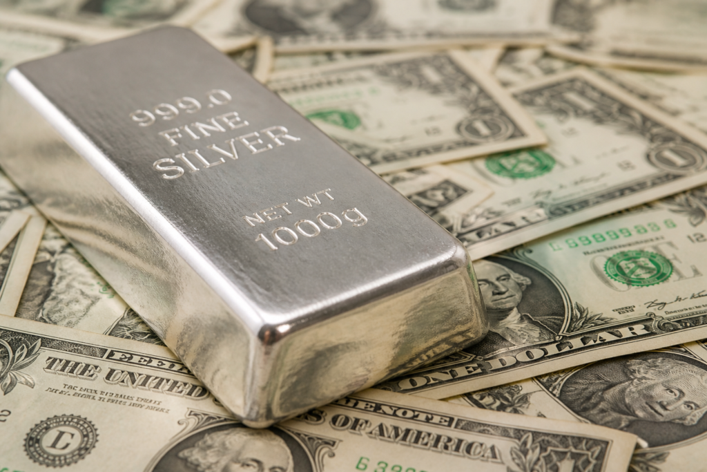 Le cours spot de l’argent progresse grâce au recul du dollar Le cours spot de l’argent progresse grâce au recul du dollar