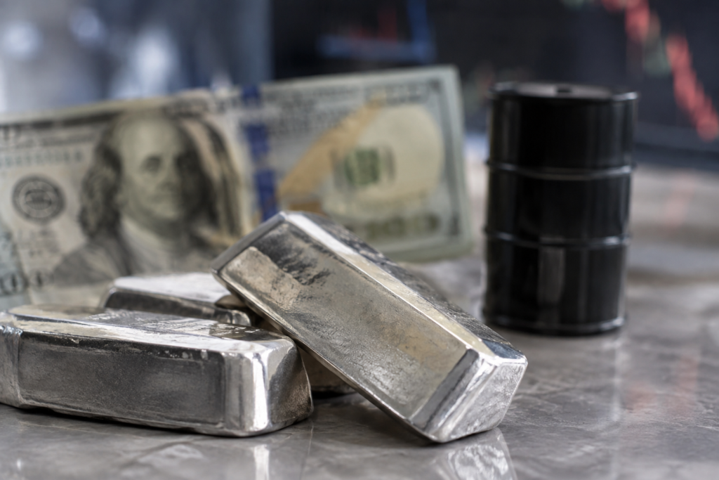 L’argent recule face au dollar fort et au pétrole en baisse L’argent recule face au dollar fort et au pétrole en baisse