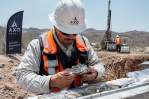 Axo Metals identifie une extension aurifère à San Antonio, hors des ressources connues Axo Metals identifie une extension aurifère à San Antonio, hors des ressources connues