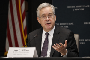 Williams rassure sur l’inflation américaine, mais la Fed garde les taux sous surveillance Williams rassure sur l’inflation américaine, mais la Fed garde les taux sous surveillance