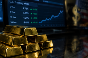 L’or se dirige vers une baisse hebdomadaire sous la pression des taux américains