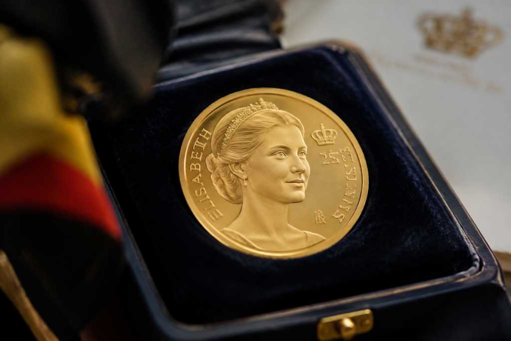 La princesse Elisabeth pourrait célébrer ses 25 ans avec une pièce en or La princesse Elisabeth pourrait célébrer ses 25 ans avec une pièce en or